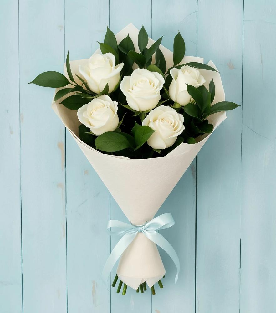 Букет цветов из: Розы в Строителе