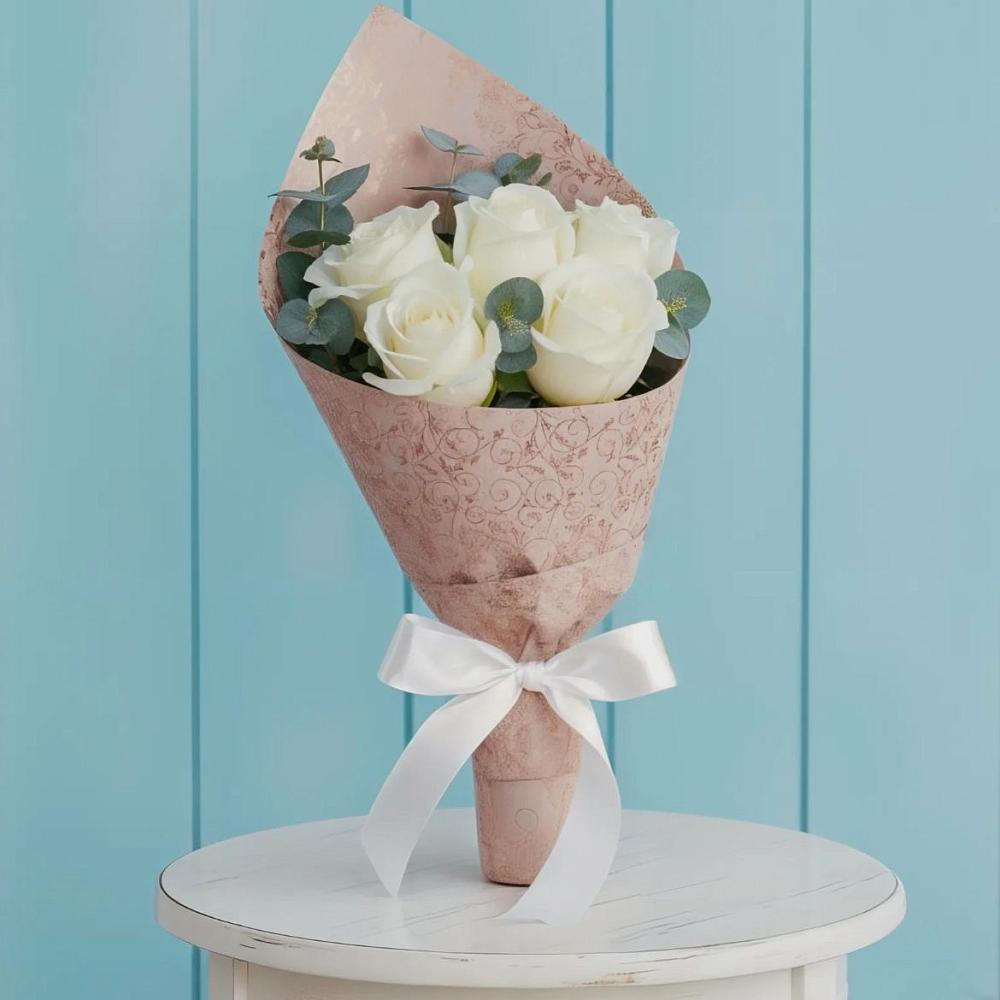 Букет цветов из: Розы в Строителе