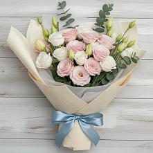 Букет цветов из:  Лизиантусы #REPLACE_PRED# Строителе