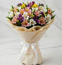 Букет цветов из:  Альстромерии в Строителе