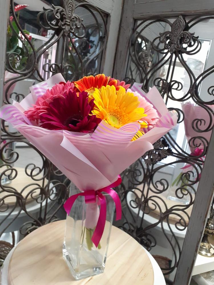 Букет цветов из: Герберы в Строителе