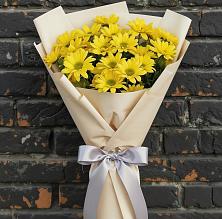 Букет цветов из:  Хризантемы в Строителе