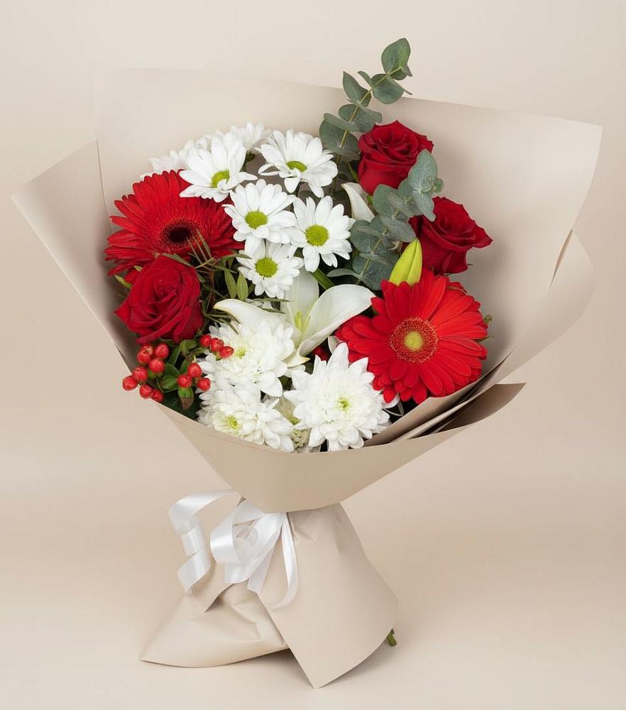 Букет цветов из: Розы, Хризантемы, Герберы и Лилии в Строителе