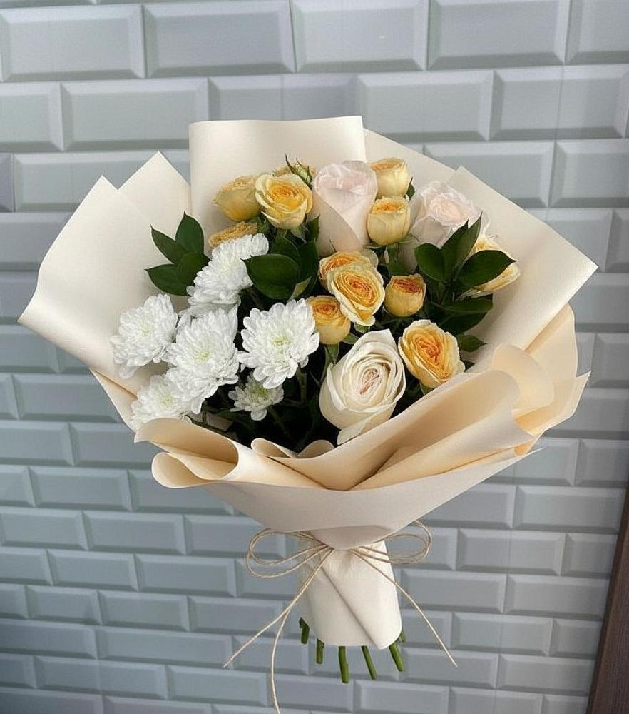 Букет цветов из: Розы и Хризантемы в Строителе