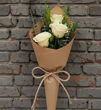 Букет цветов из:  Розы в Строителе