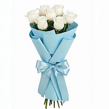 Букет 7 белых роз Проуд в Строителе