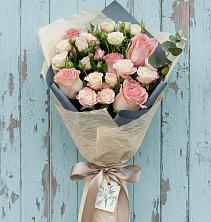 Букет цветов из:  Розы в Строителе