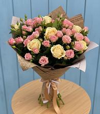 Букет цветов из:  Розы в Строителе
