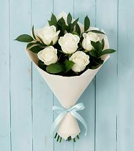 Букет цветов из:  Розы в Строителе