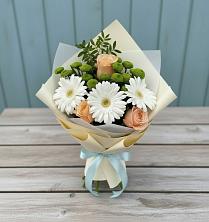 Букет цветов из:  Герберы, Розы и Хризантемы в Строителе