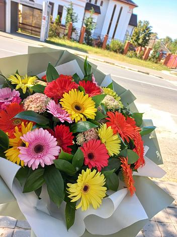 Букет цветов из: Герберы в Строителе